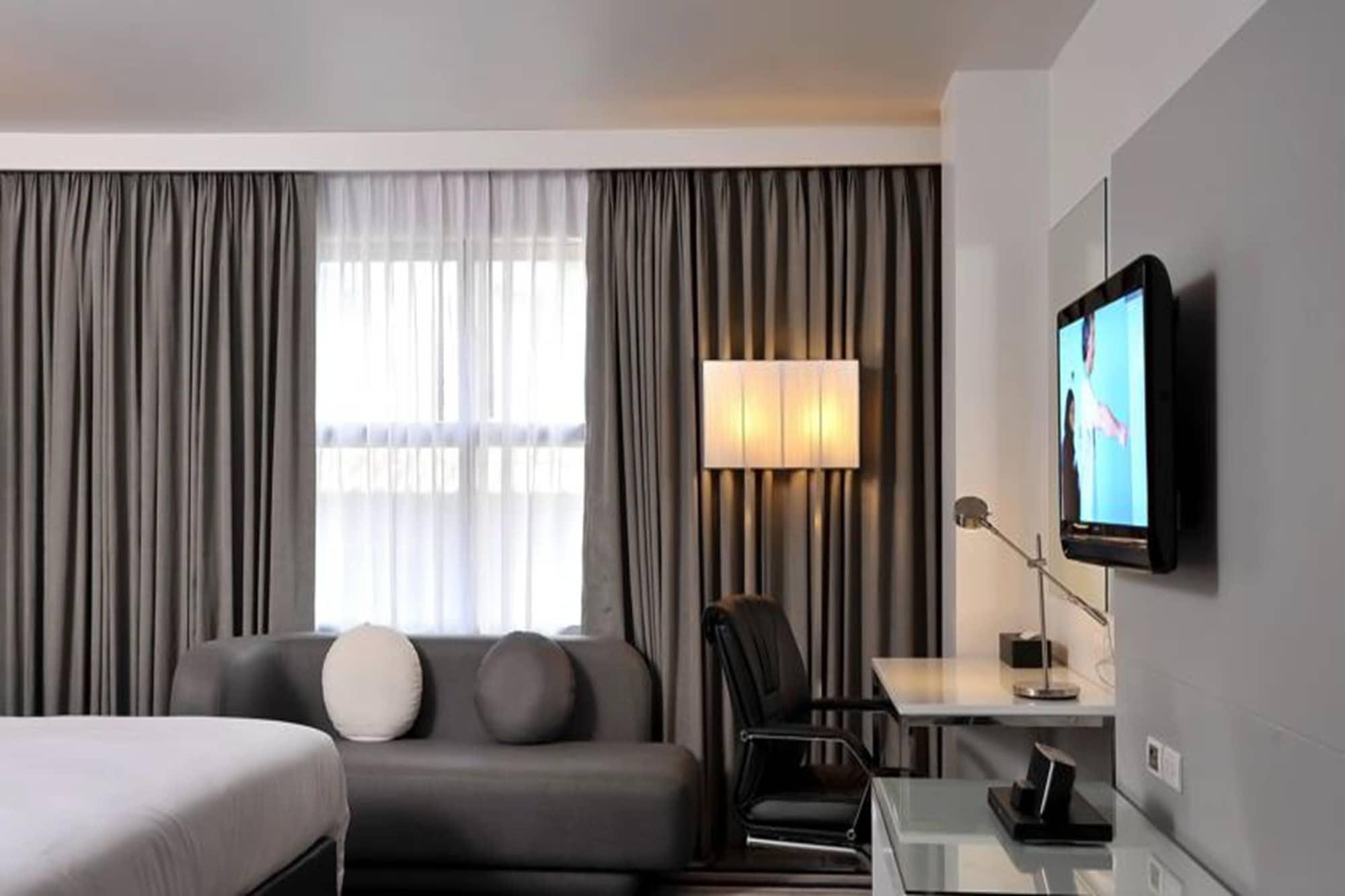 Best Western Sukhumvit 20 Bangkok Exterior photo