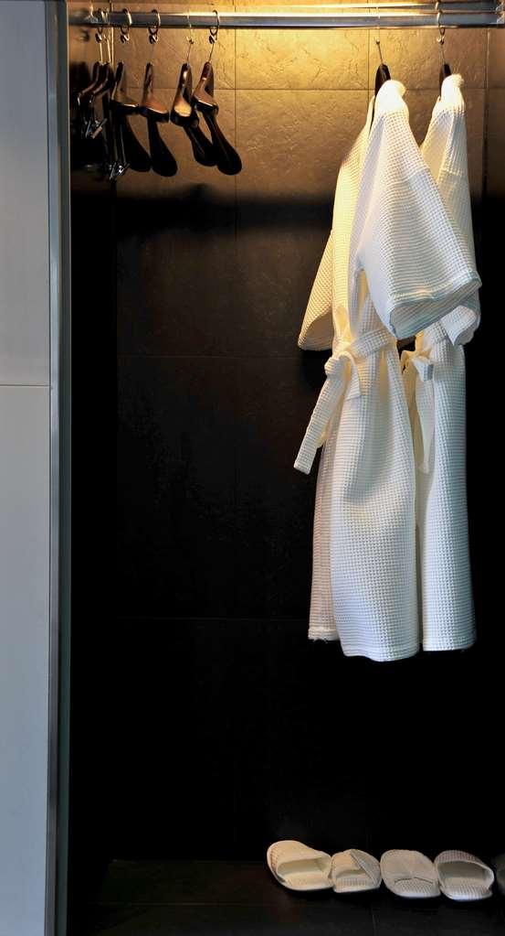 Best Western Sukhumvit 20 Bangkok Room photo