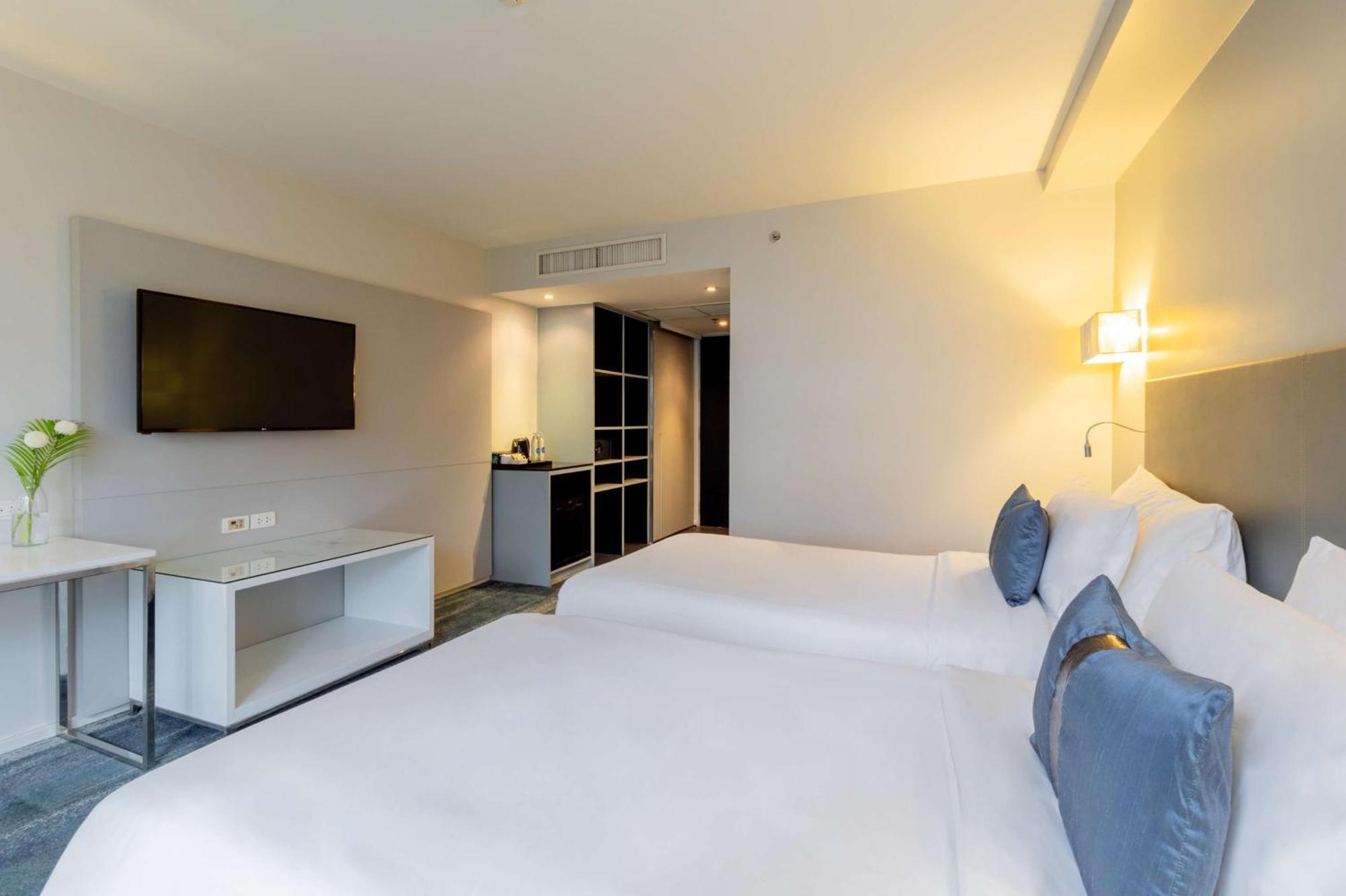 Best Western Sukhumvit 20 Bangkok Exterior photo