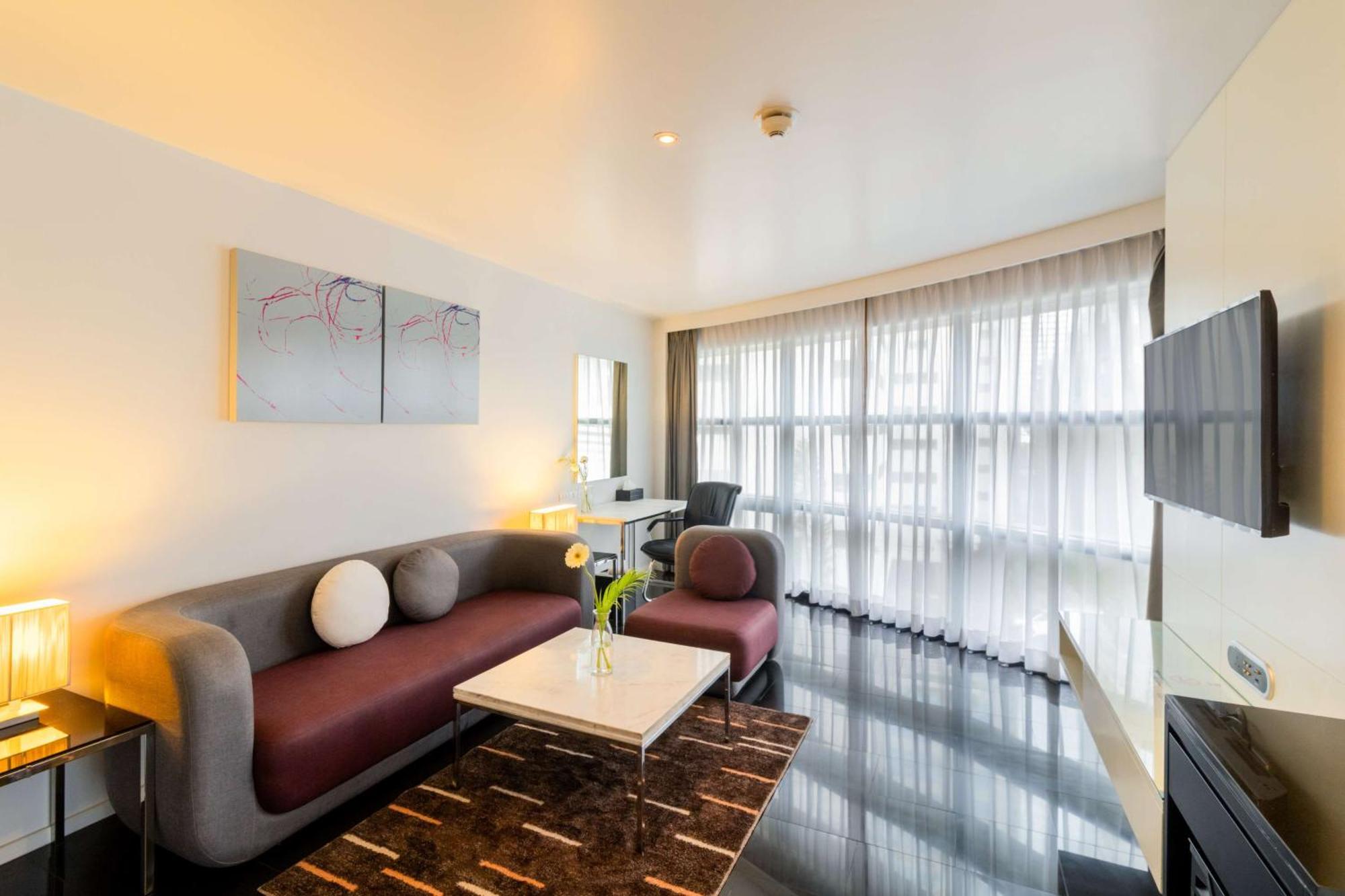 Best Western Sukhumvit 20 Bangkok Exterior photo