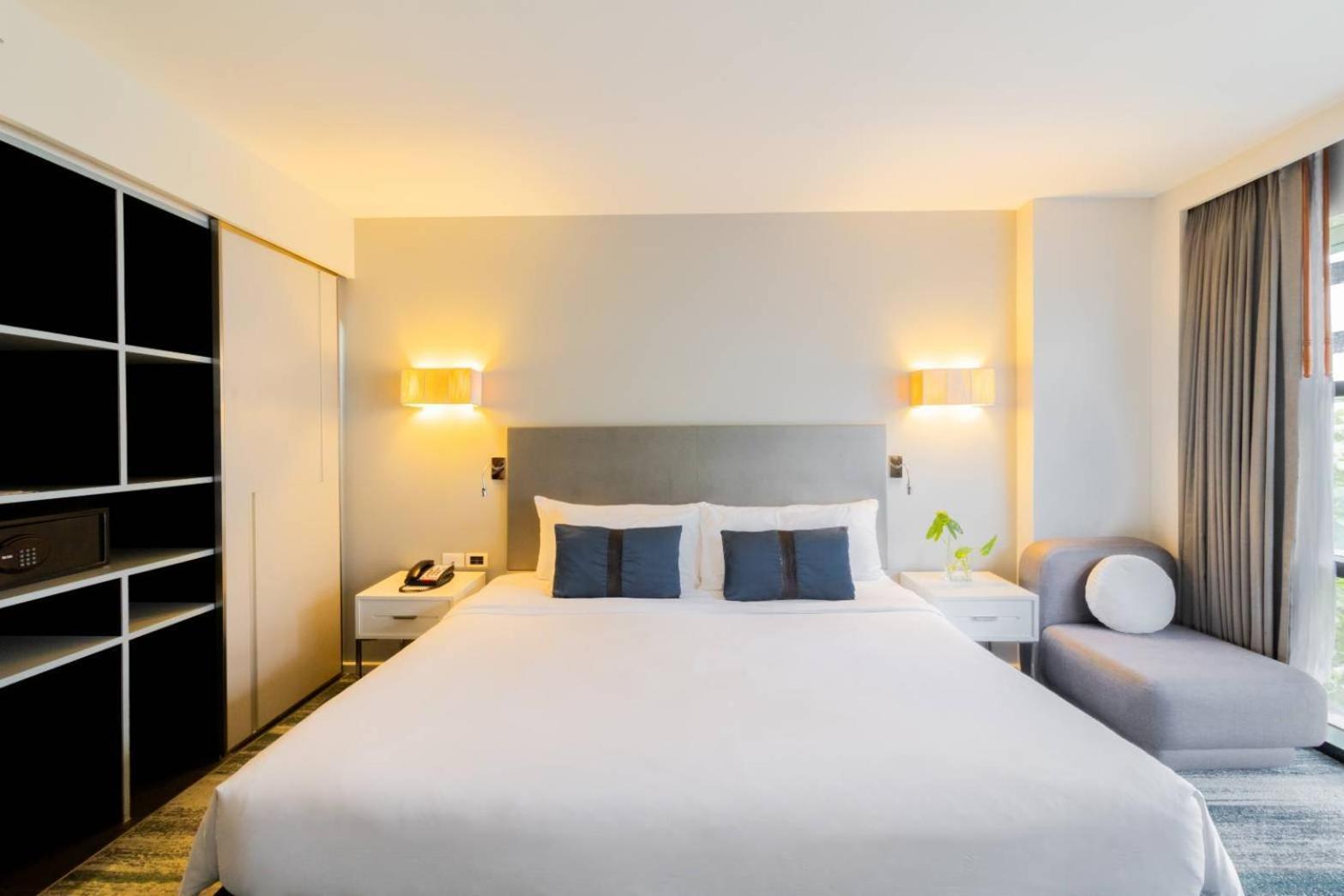 Best Western Sukhumvit 20 Bangkok Exterior photo
