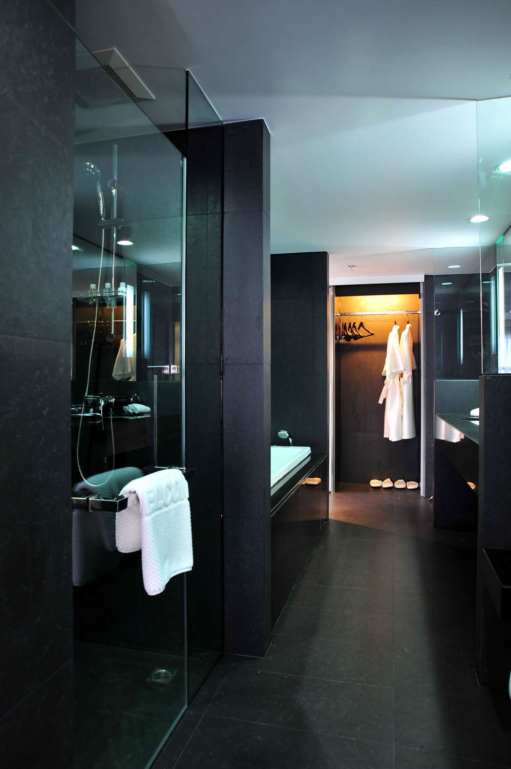 Best Western Sukhumvit 20 Bangkok Exterior photo