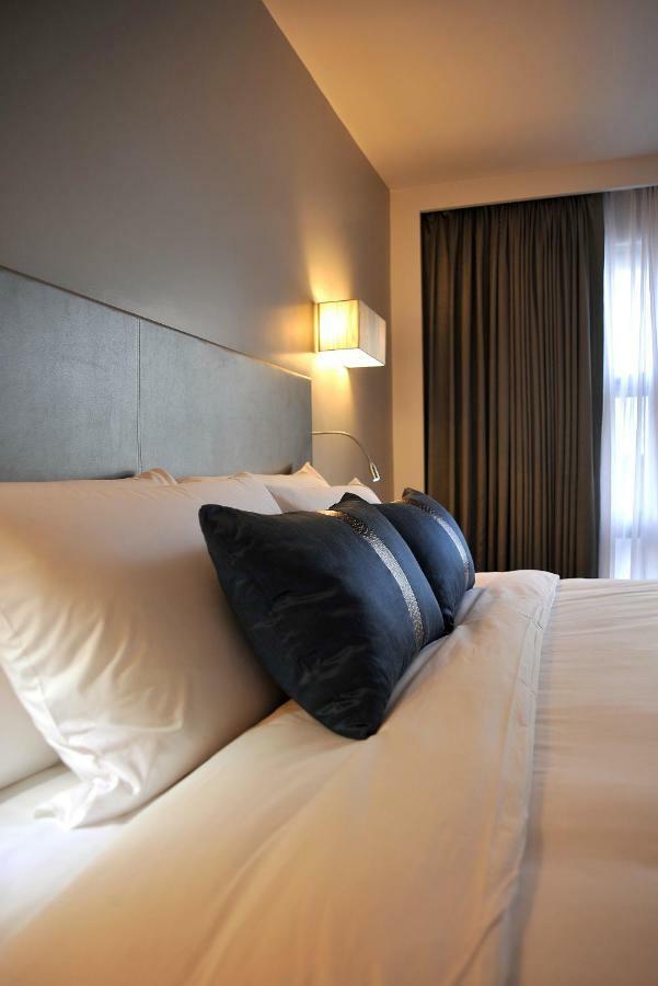 Best Western Sukhumvit 20 Bangkok Exterior photo